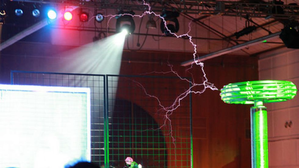 The Amazing, Singing Tesla Coil Big Think
