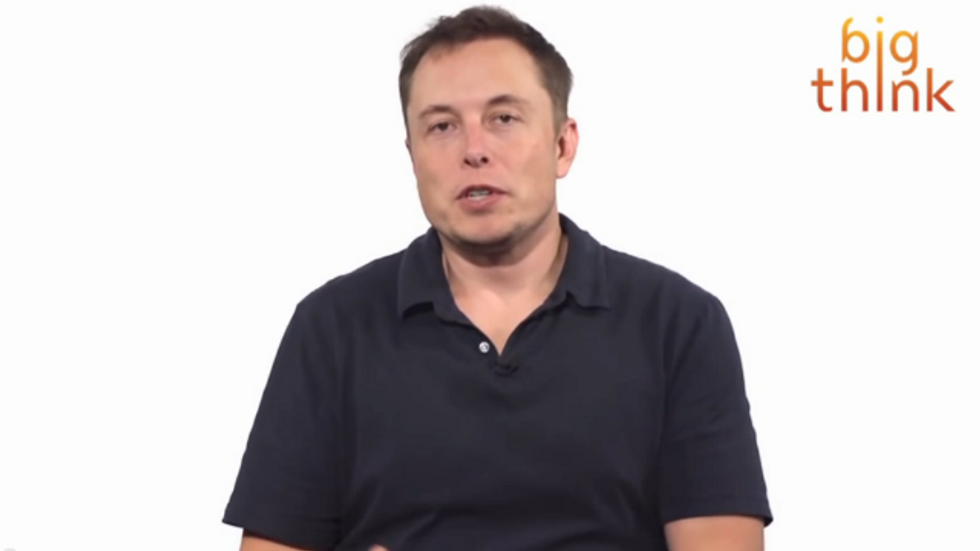 Elon Musk Gives Tesla's Patents to Open Source Movement