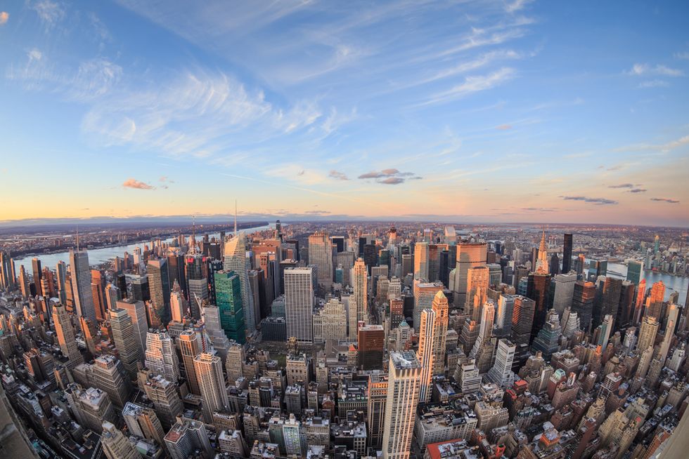 How Skyscrapers Contribute to Heat Island Effect in Cities