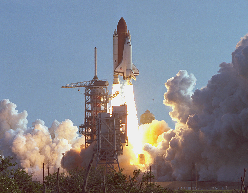 30 Years Ago Today: Discovery's Maiden Voyage