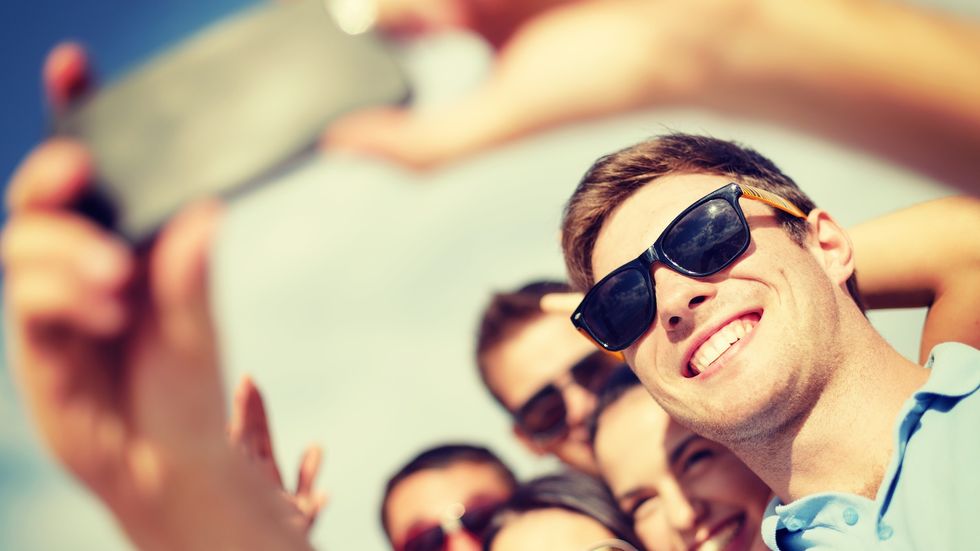 Men Who Post Lots of Selfies Score Higher for Psychopathy, Narcissism