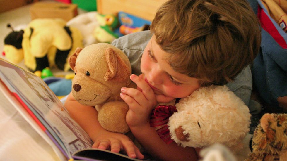 To the Brain, Reading Aloud is the Same as Reading to Yourself