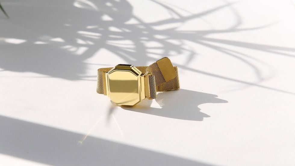 The 'dumb watch' that helps you check your devices less