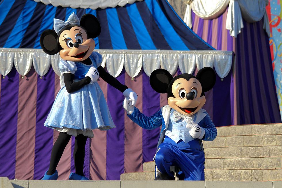 90 Things to do in Disney World to Celebrate Mickey's 90th Birthday!