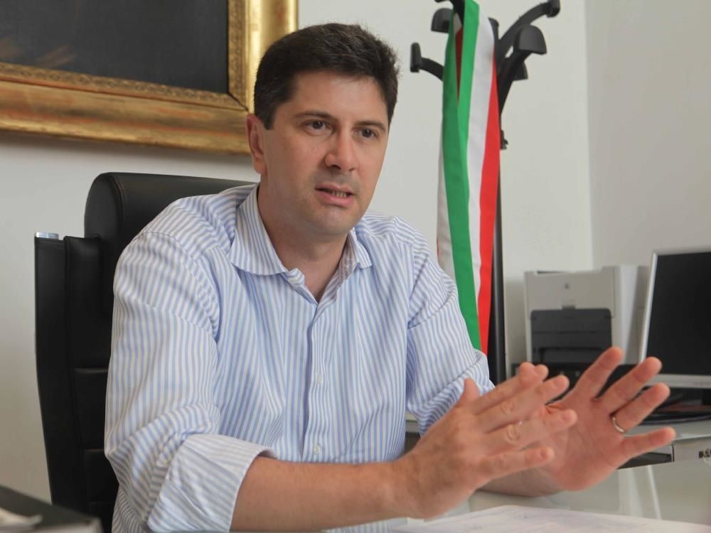 Il vice di Tosi nei guai per mazzette spiegherà nelle scuole i suoi reati