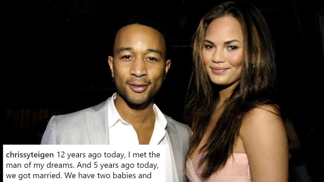 Chrissy Teigen Ends Heartfelt 5th Wedding Anniversary Post By Hilariously Laying Into John Legend š