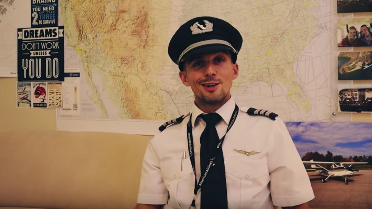 Former Airline Pilot Says He Would Cause Flight Delays Because He Was So Desperate For Food