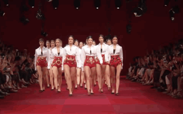 Al via la settimana della moda a Milano. Vola il settore: da solo, vale oltre 24 miliardi di euro