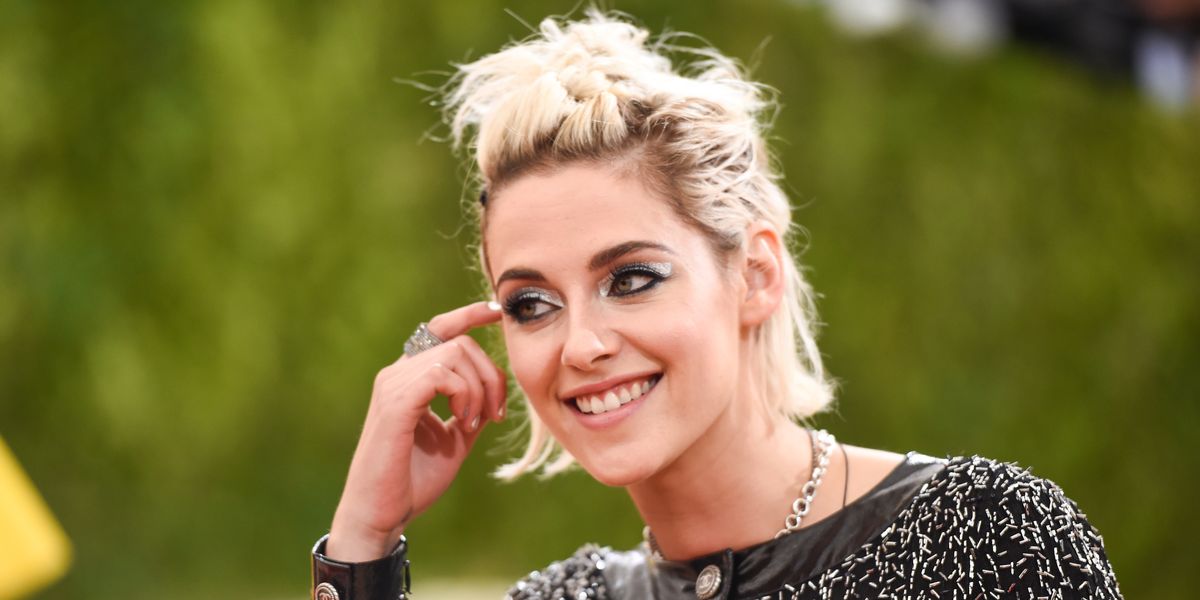 No 'Twilight' Reboot, But Kristen Stewart Is Still Our Fave Red Carpet Heckler