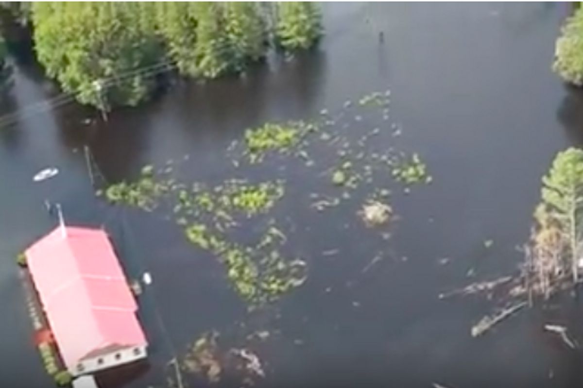 North Carolina Conservatives Saw Their Homes Washed Away, Now They're Almost Climate Change Believers!