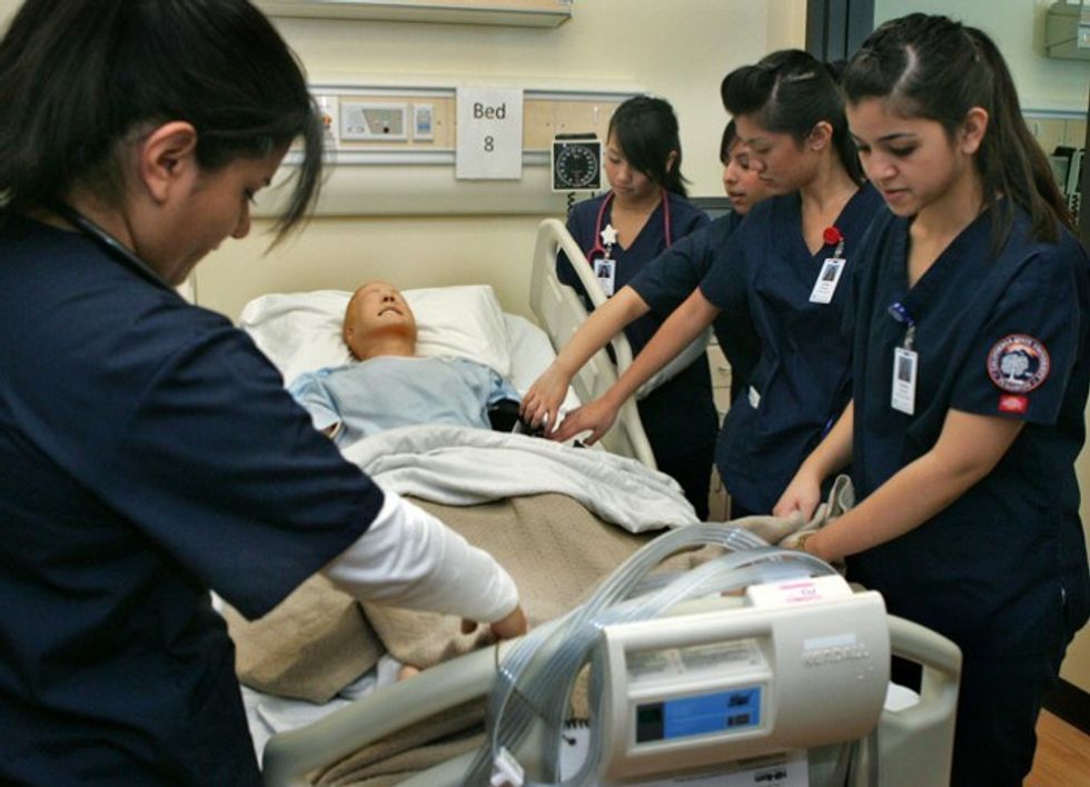 17 Things Every Nursing Student Knows Are True