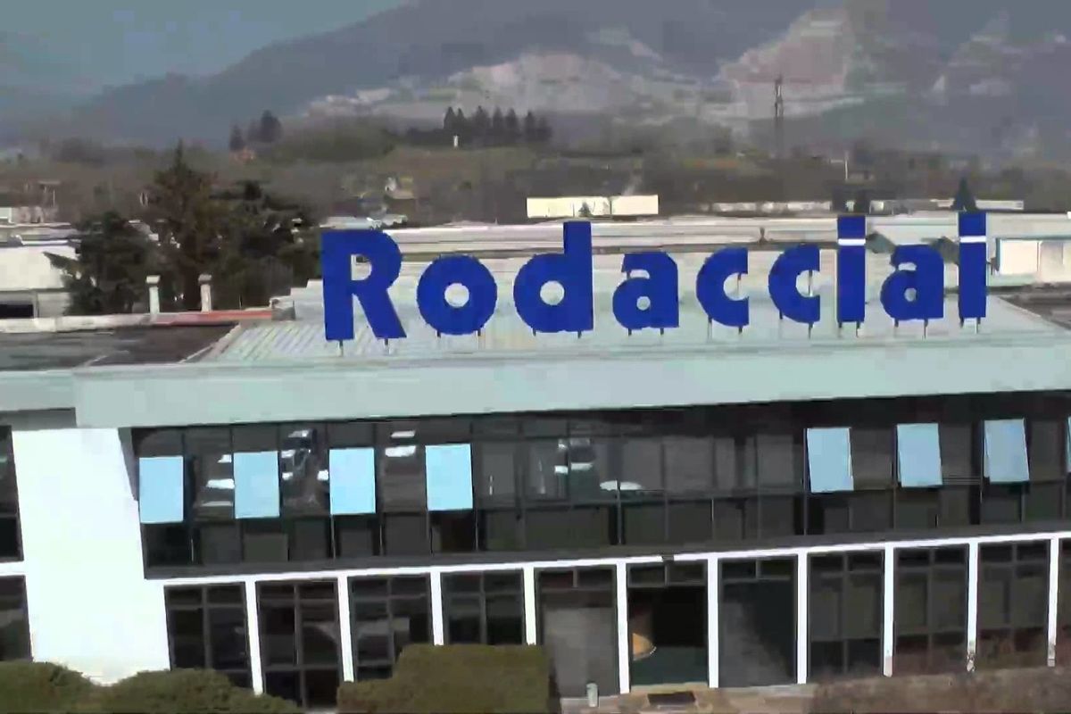 Politecnico e Rodacciai aggregano i giovani per il manifatturiero 4.0