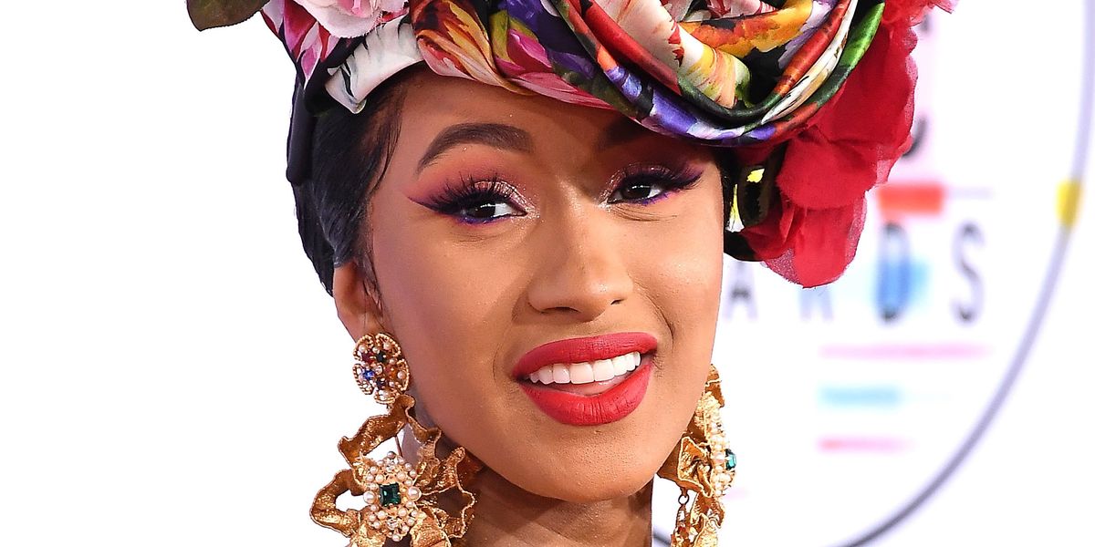 Cardi B Hands Out Winter Clothes to People In Need