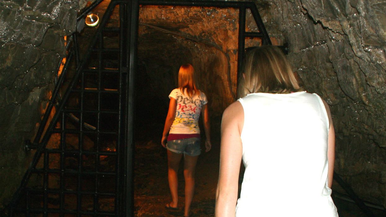 Are you brave enough to tour the infamous Bell Witch Cave?