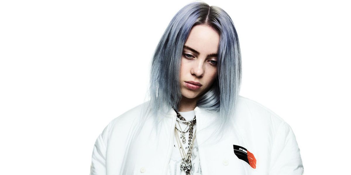 Billie Eilish Just Got Signed to a Major Modeling Agency