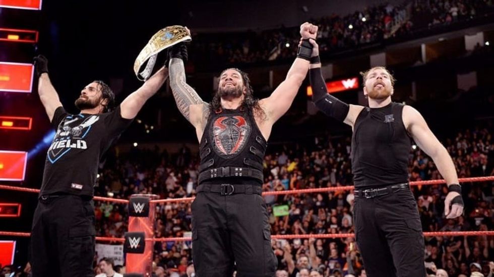 Live from Houston, Raw lives up to the hype