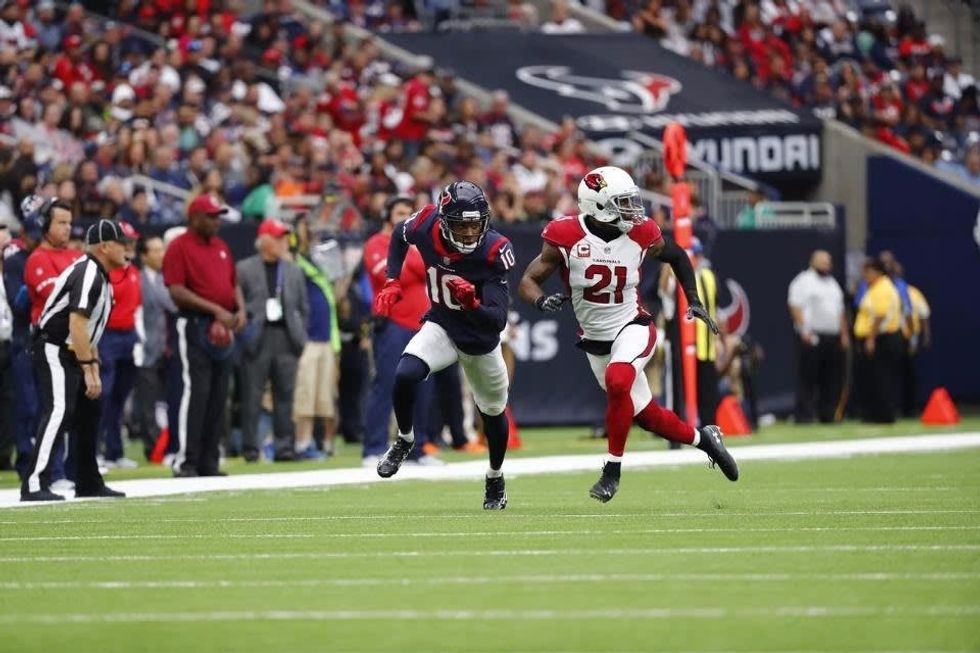 As Texans honor Johnson, his replacement - DeAndre Hopkins - shows he is pretty good, too