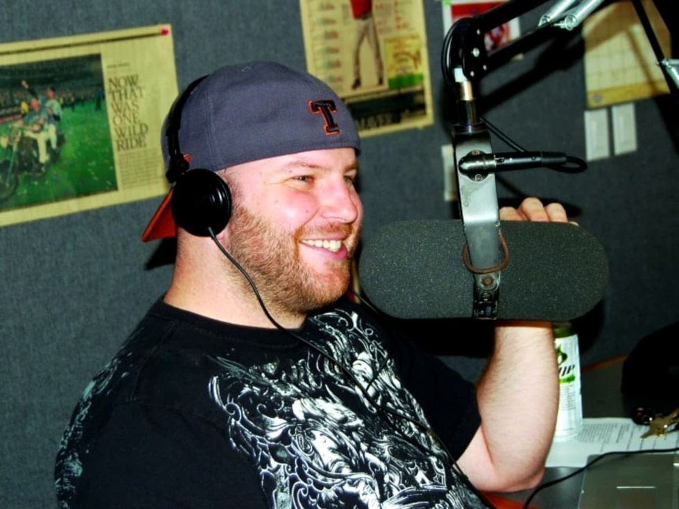 Ken Hoffman faces off with tough guy ESPN 97.5 host AJ Hoffman