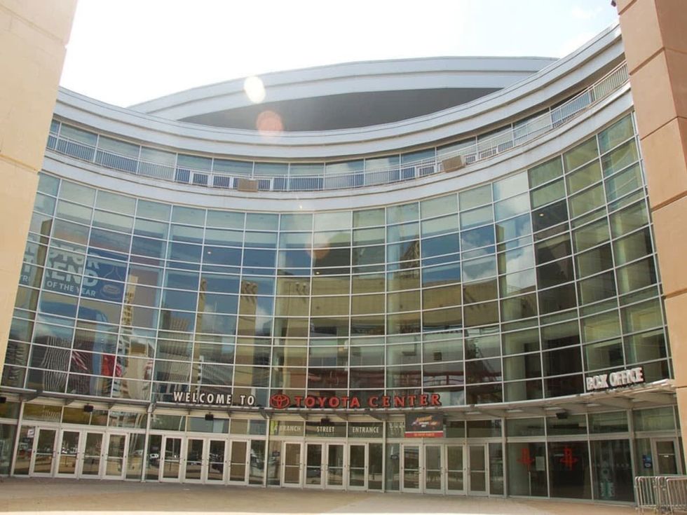 Rockets owner Tilman Fertitta teases future of Toyota Center as stadium turns 15