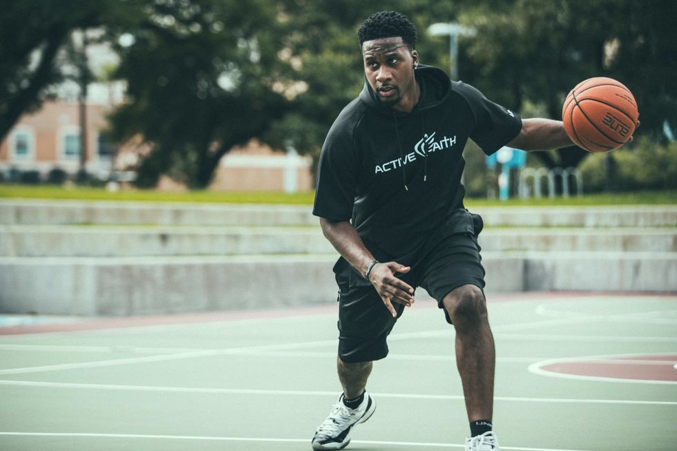 Raheel Ramzanali: Catching up with Former Houston Cougar basketball player and CEO of Active Faith Sports Lanny Smith