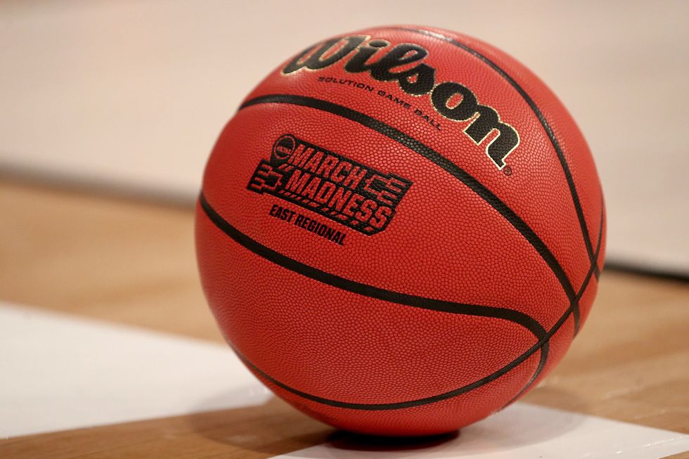 March for the cash: Bracket tips and Thursday plays