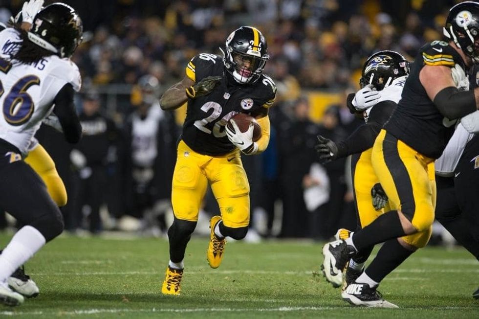 Charlie Pallilo: Texans-Steelers, Harden's numbers, Herman's first season at UT and more