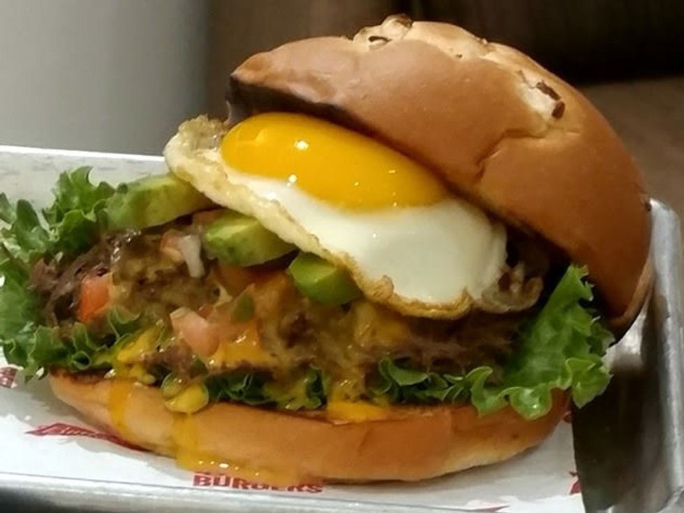 Ken Hoffman reveals 19 outrageous new ballpark foods on the menu for Astros opening day