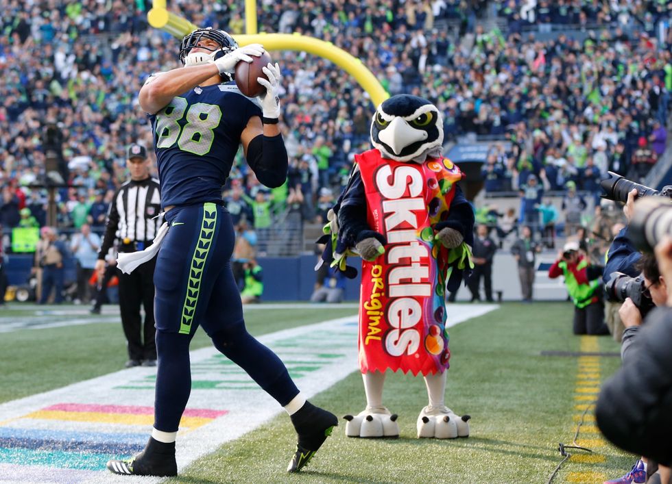 Texans lose a shootout in Seattle, 41-38