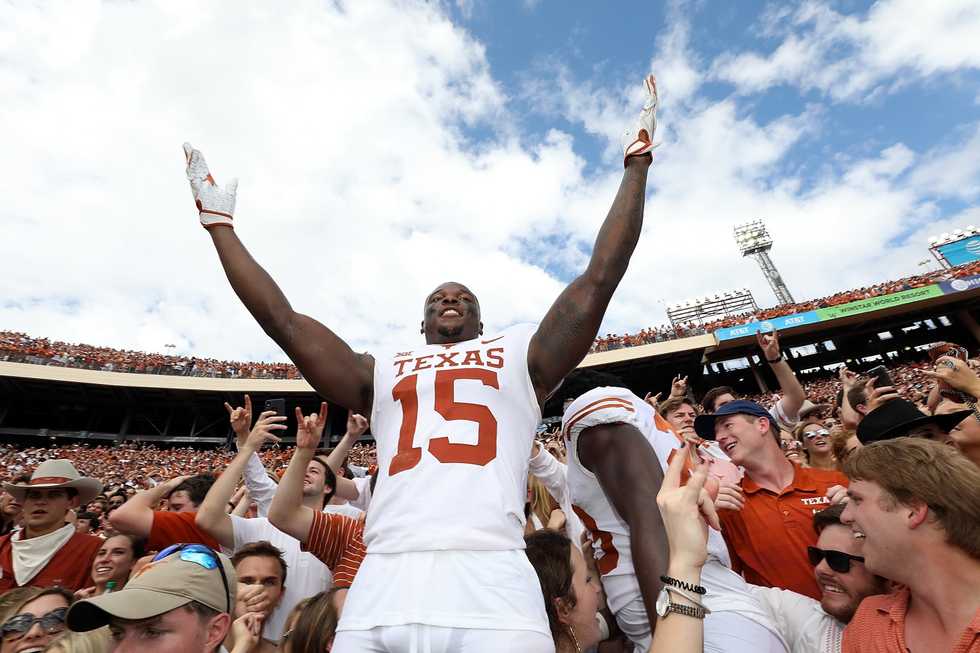 Saturday NCAA Football Recap: Texas schools win big in Week 6