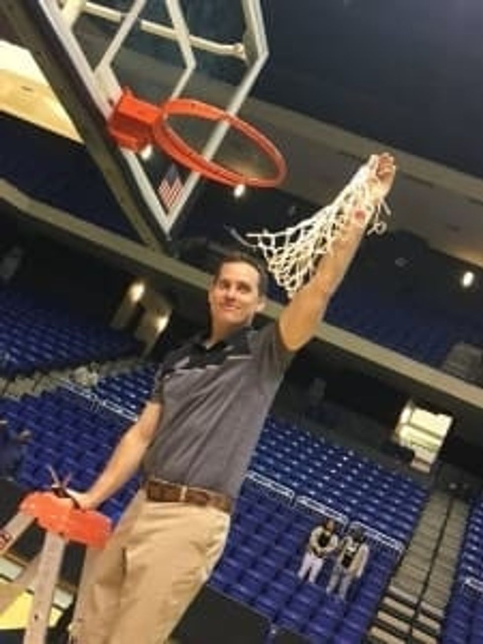 Falcons book flight to San Antonio, Tompkins tops Alief Taylor 60-43