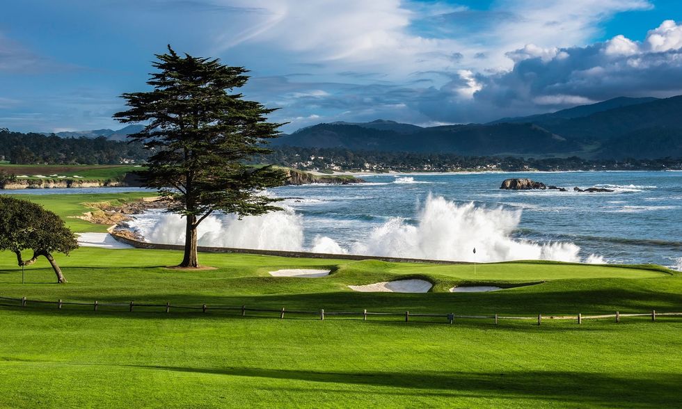 No more football? No worries, it is time to start watching golf