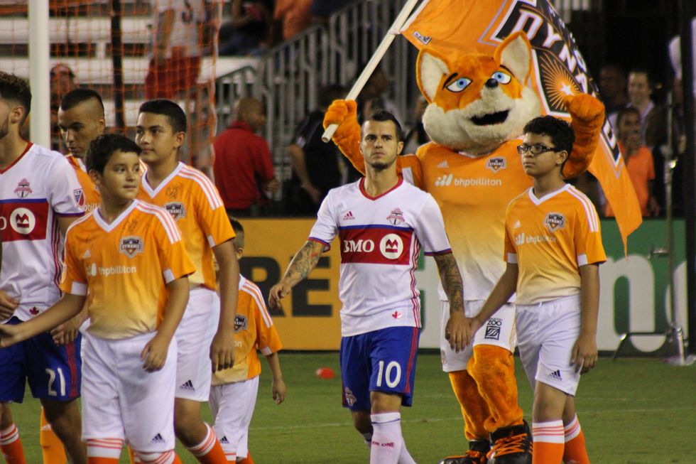 Soccer Report: League titles clinched in Europe; Toronto FC chasing history