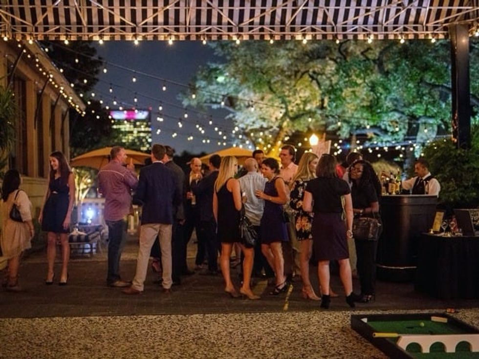 Boisterous crowd celebrates launch of SportsMap.com at blowout bash