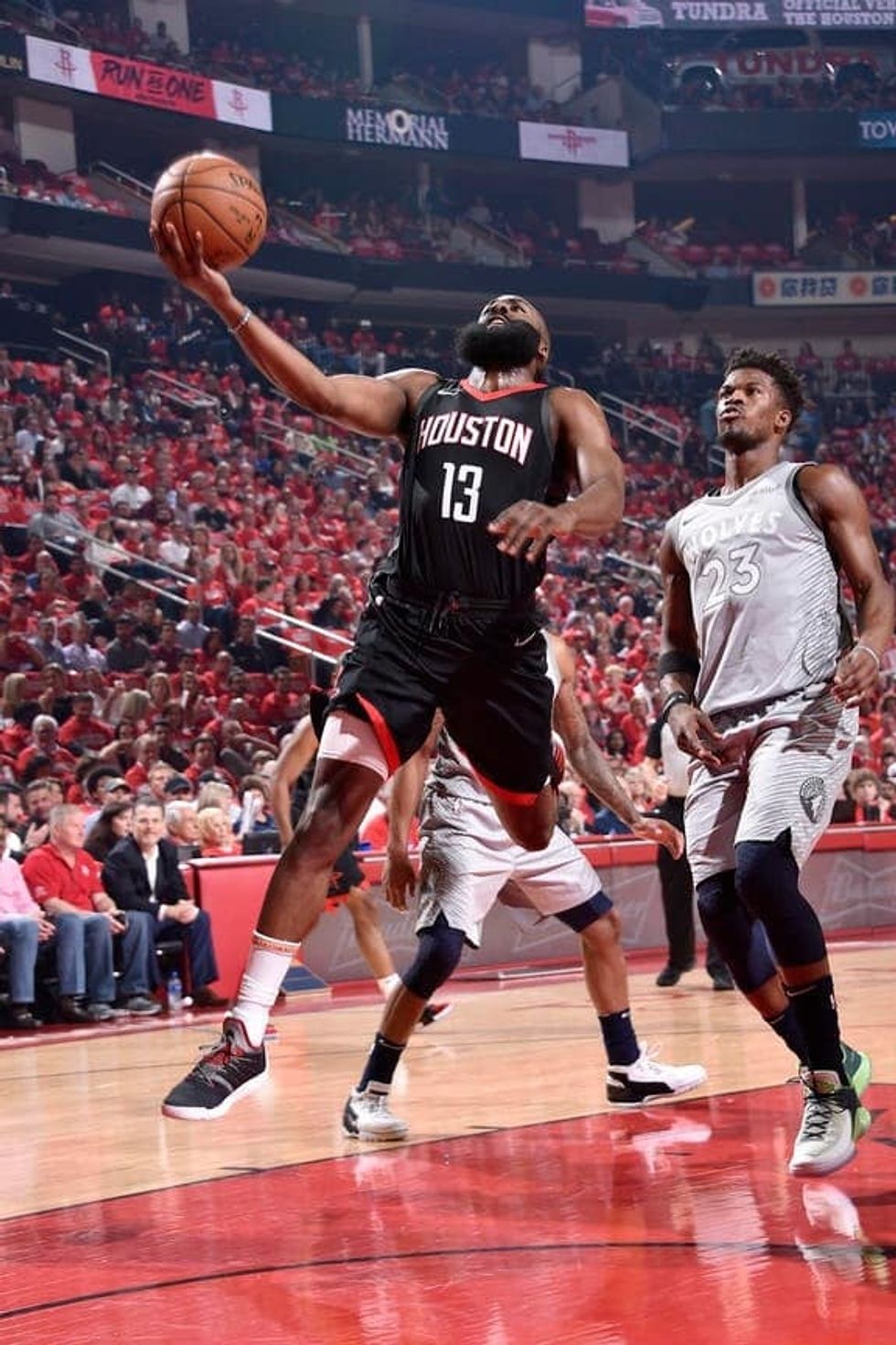 Rockets-Wolves Game 2 recap: Houston rolls 102-82 despite terrible night from Harden