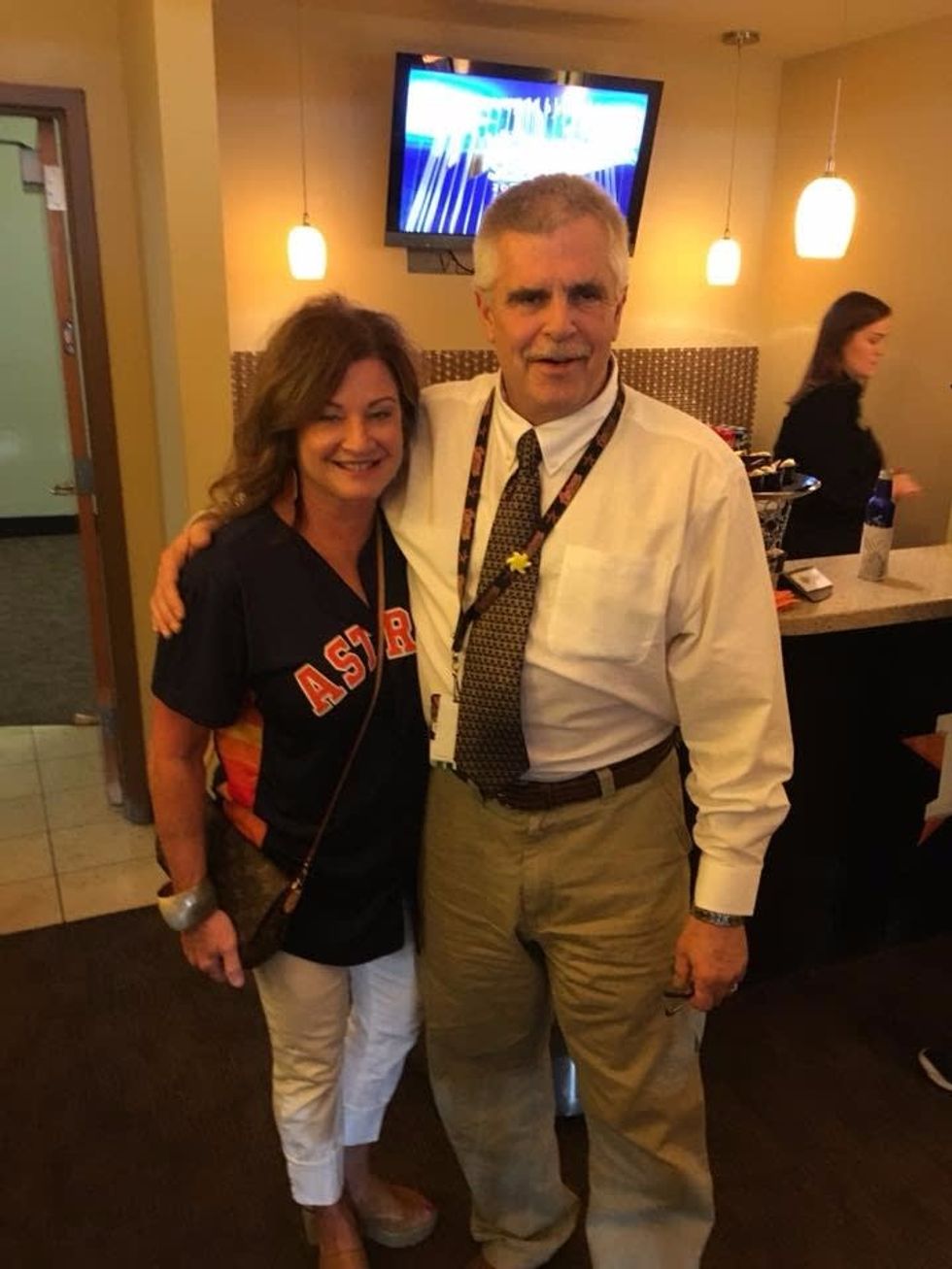 Longtime Astros PA announcer Bob Ford's booming voice inspires fans, players