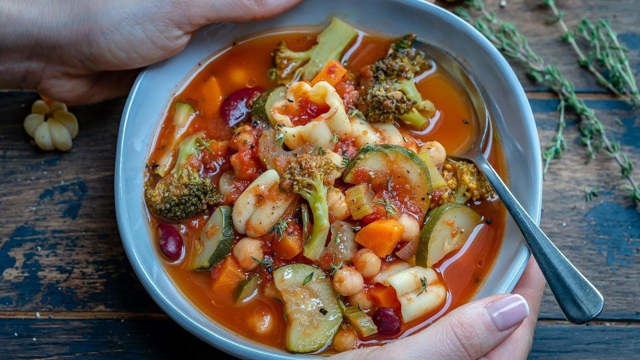 Vegan Minestrone Soup (2 Ways)