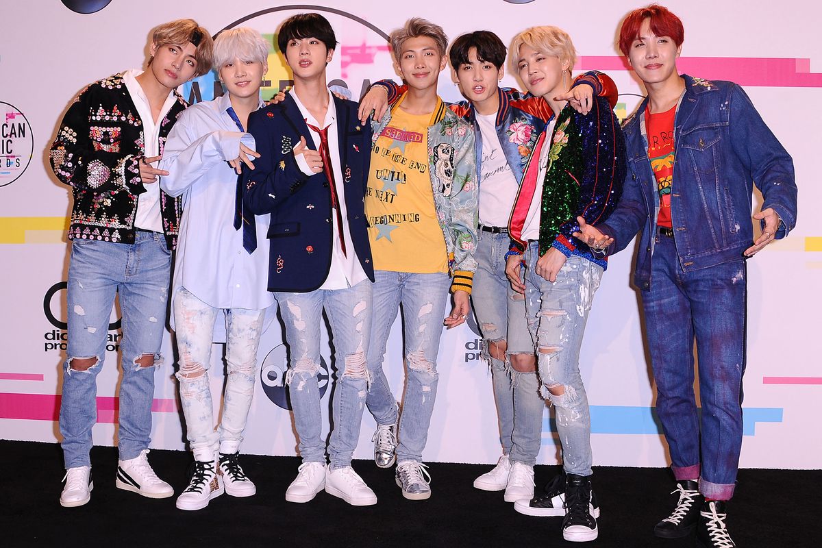 BTS Wins at 2018 MTV European Music Awards PAPER