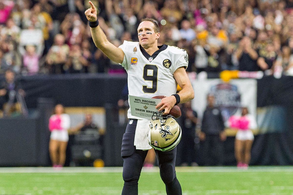 Drew Brees Breaks NFL's All-time Passing Record