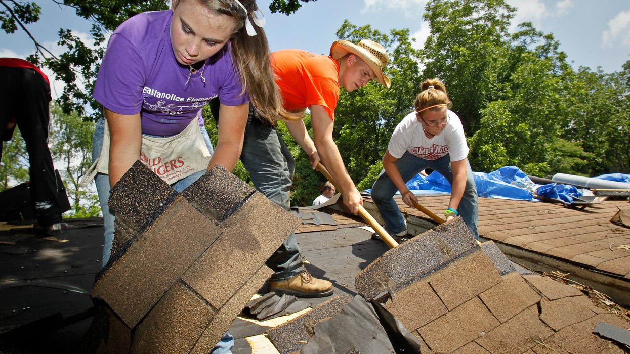 These are the nicest things people said strangers have done for them