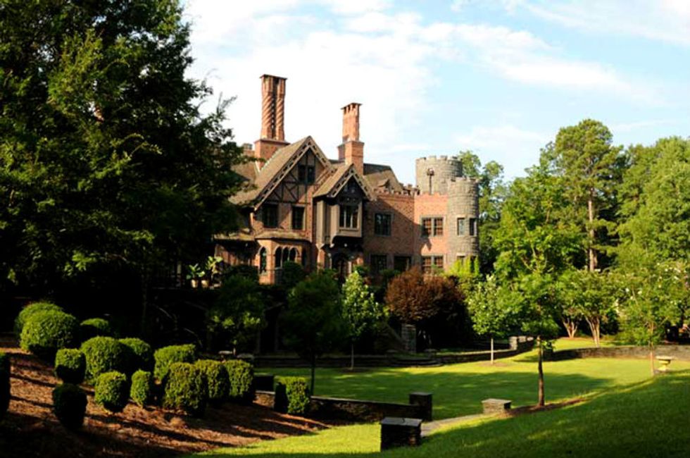 See the mansion featured in creepy Netflix hit 'Haunting of