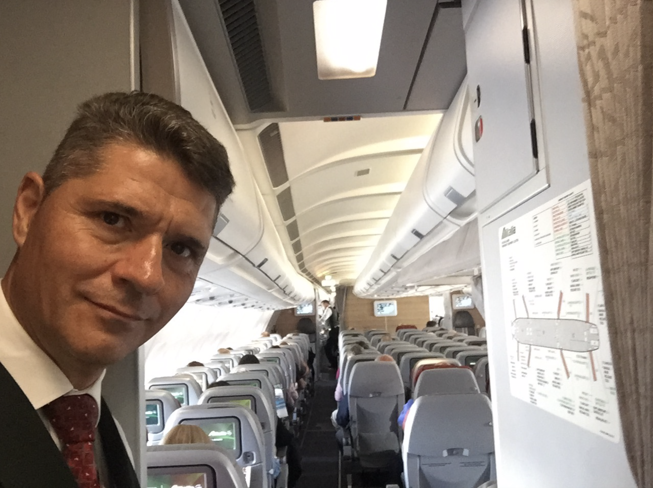 «Sono un eroe ma lo Stato si vergogna di me»