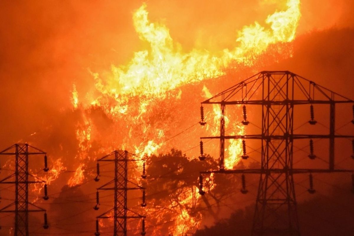 How Celebrities Have Been Affected by the California Wildfires