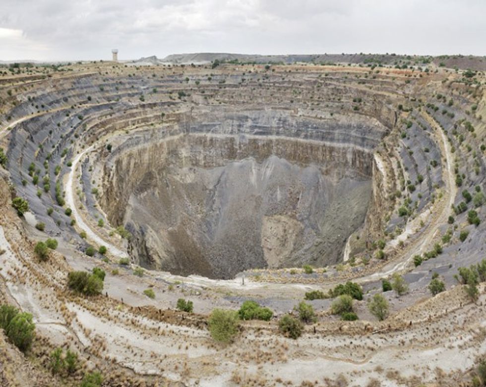 For What It's Worth' This Is What a Diamond Mine Looks Like Compared to ...