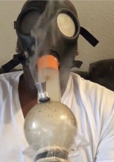 gas mask bong smoke