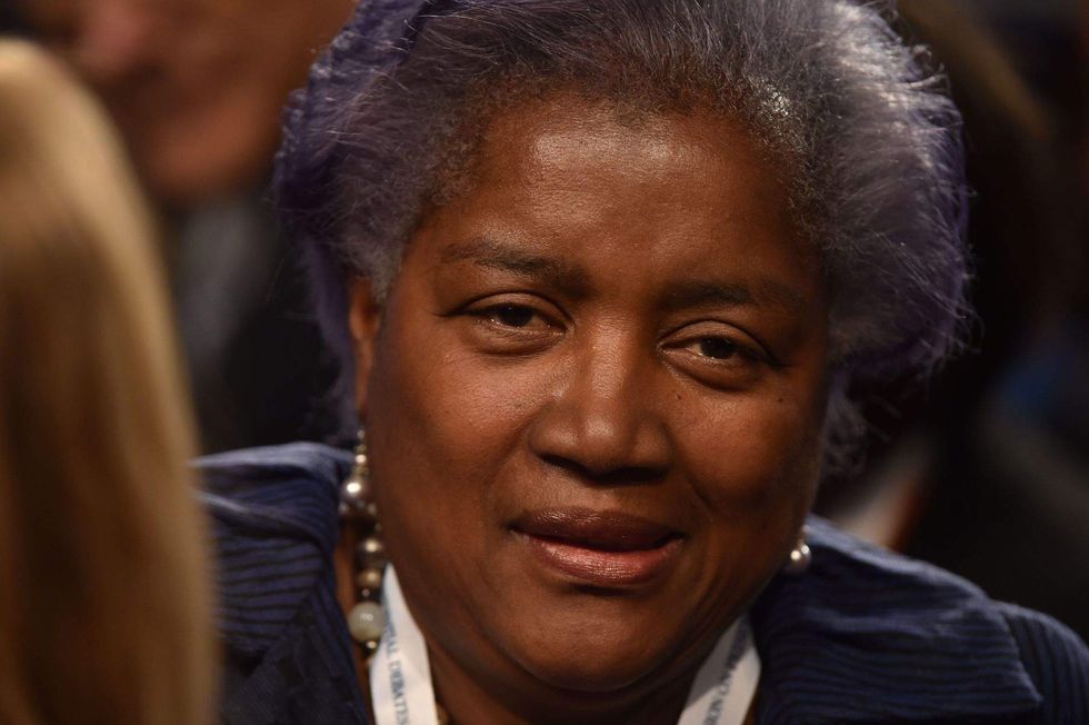 Donna Brazile admits she passed debate questions to Hillary, blames