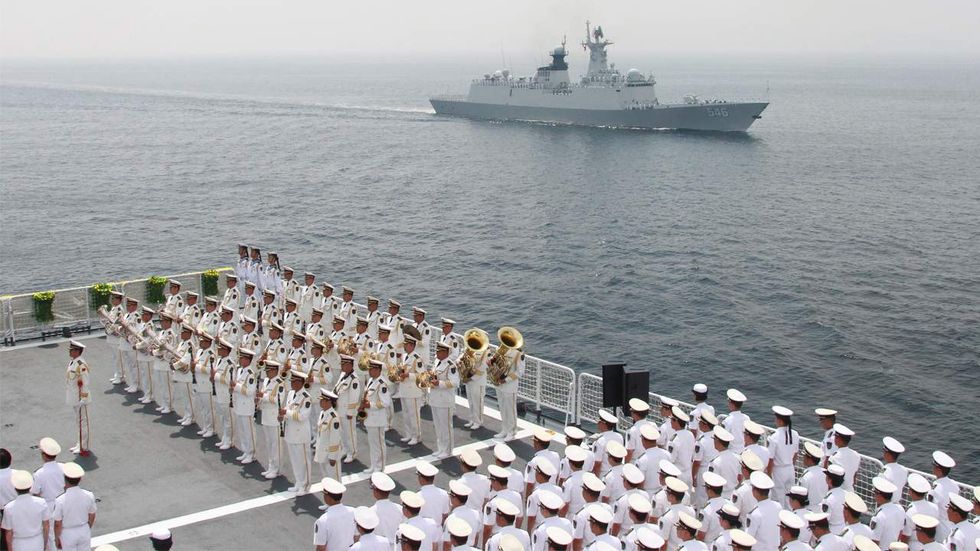 Chinese working on gigantic warship unlike anything the world has ever ...