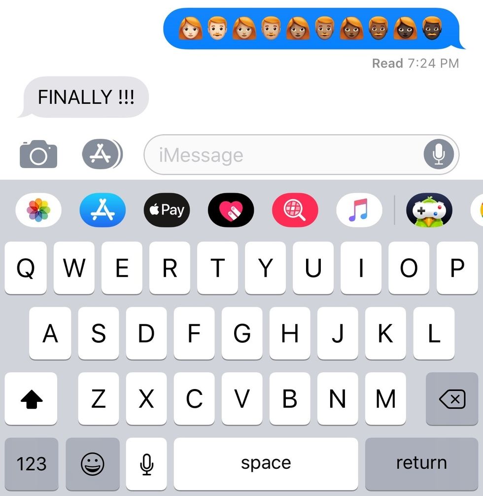 Screenshot in iMessage of readheaded emojis