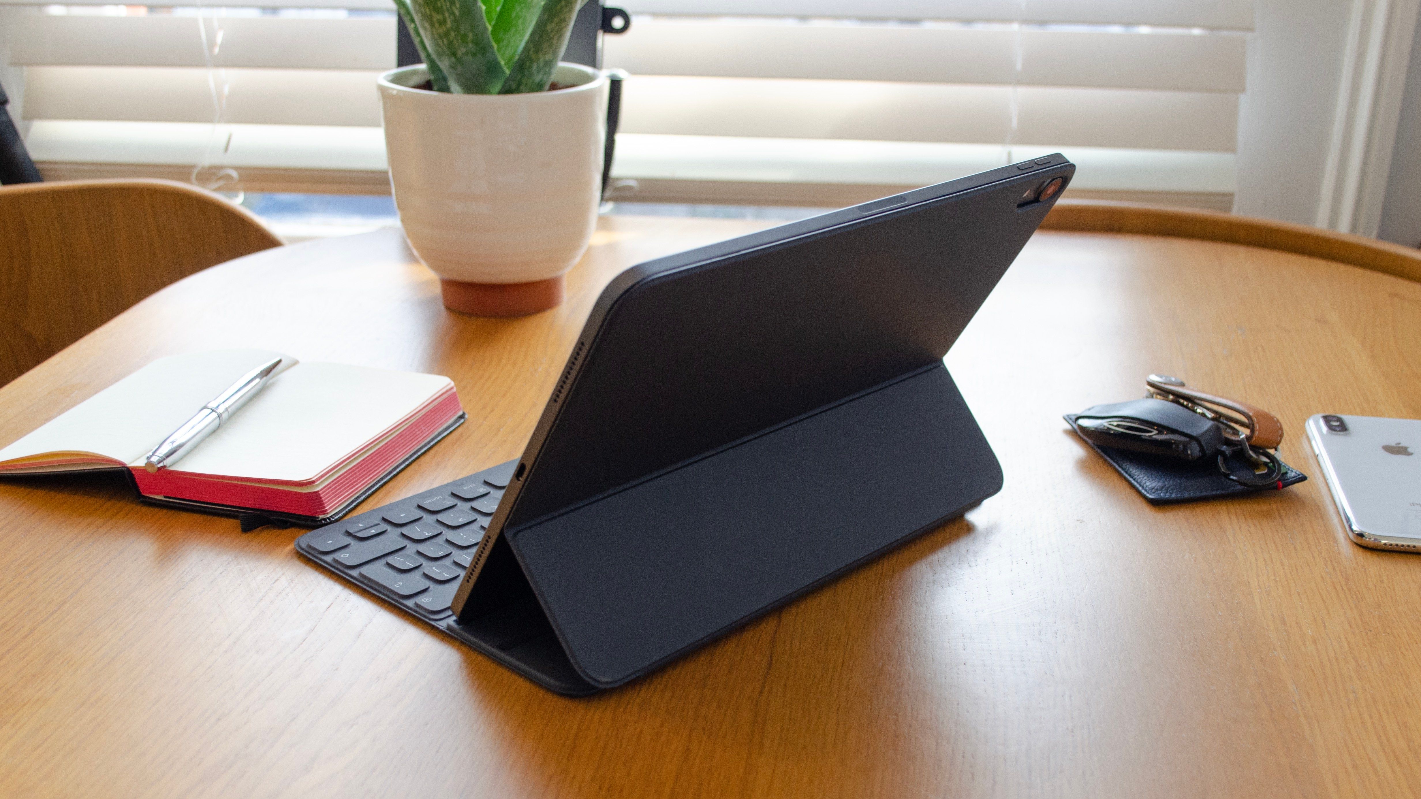 iPad Pro with Apple Pencil and keyboard: A laptop iPad Pro with Apple Pencil and keyboard: A laptop