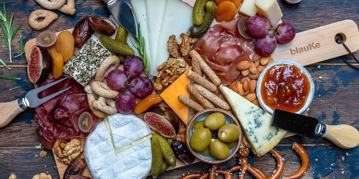 Best Charcuterie And Cheese Platter For The Holidays