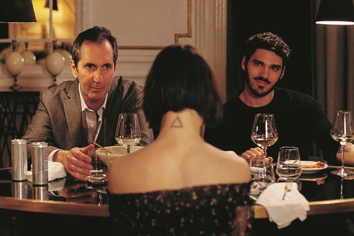 Adulti subito, vecchi mai. In vendita sempre